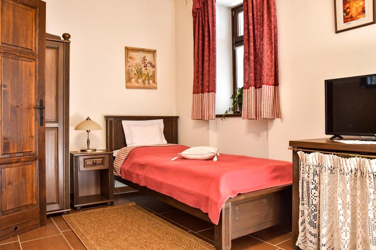 Bed and Breakfast Szin-es Vendeghaz Szentes Exterior foto
